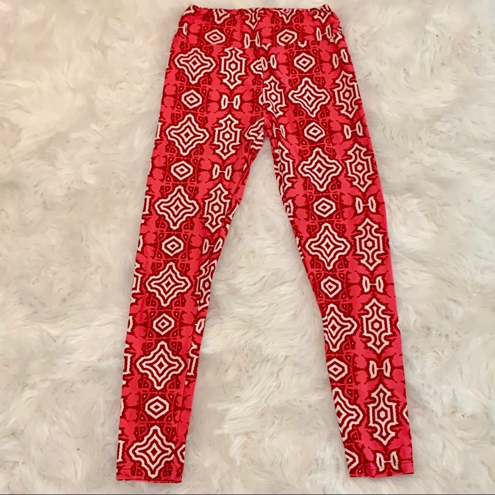 LulaRoe OS Valentine’s Edition Cupid Leggings